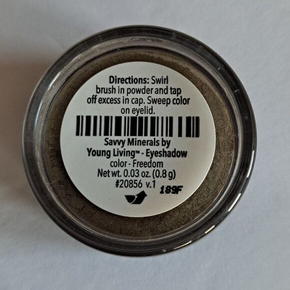 Savvy Minerals Eyeshadow NWOT - Picture 3 of 4